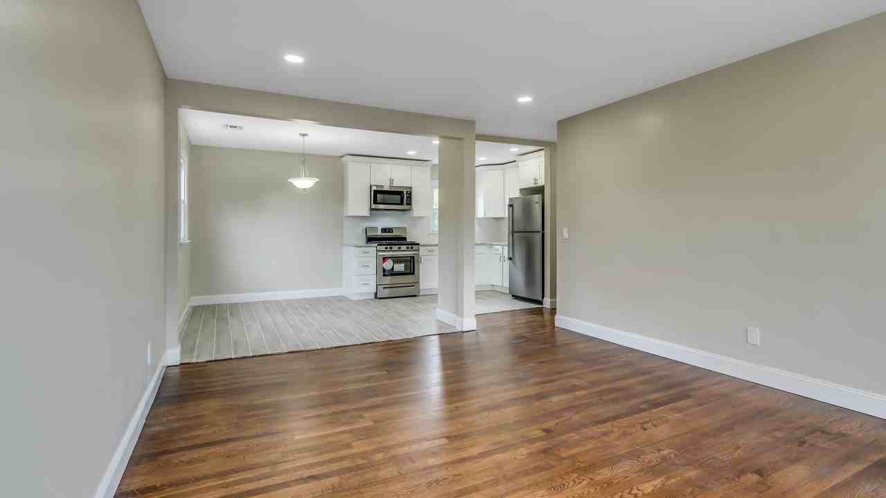 327 Brookfield Pl #2 - Photo 3 of 12