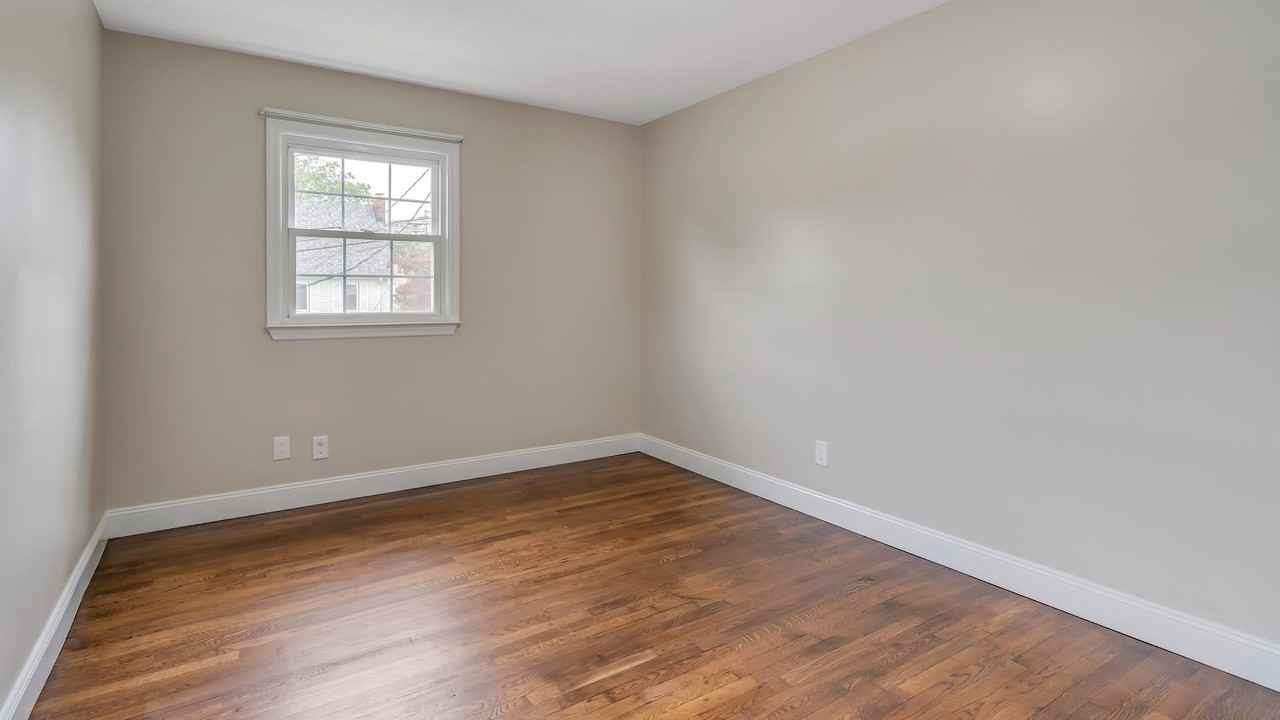 327 Brookfield Pl #2 - Photo 7 of 12