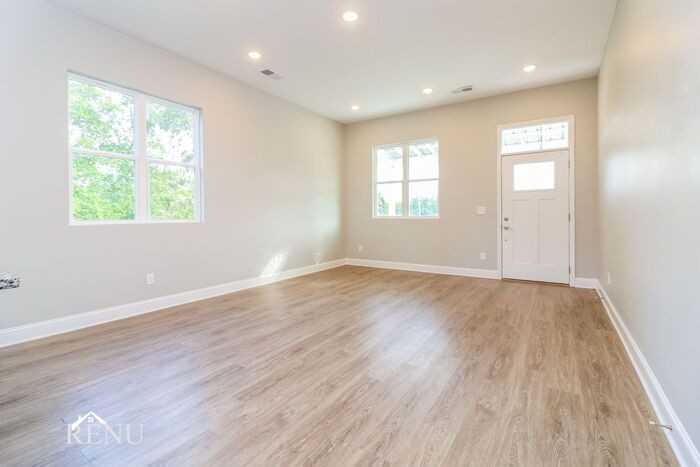5377 Lynnland Ter - Photo 7 of 18
