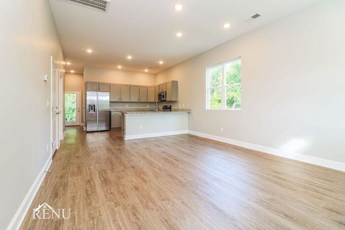5377 Lynnland Ter - Photo 6 of 18