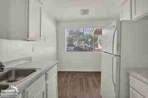 featured image of 2209 W Belmont Ave #6