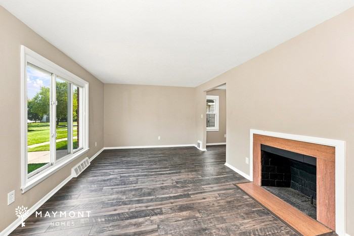 4062 Bayard Rd - Photo 4 of 14