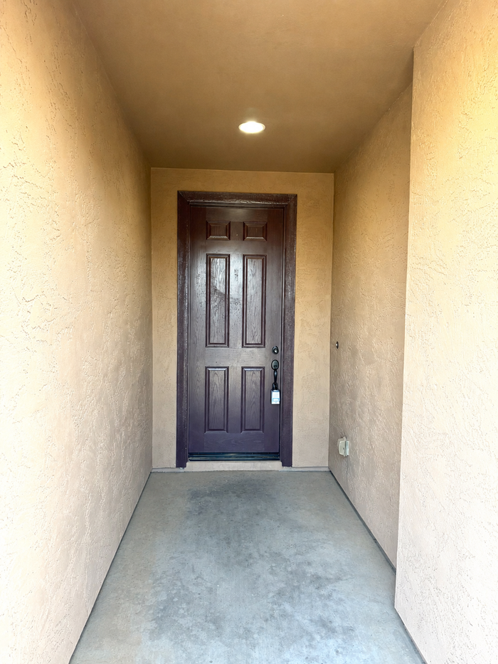 22913 E Marsh Rd - Photo 2 of 36