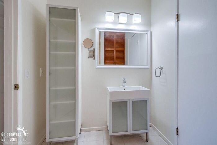 4125 Mount Alifan Dr #B - Photo 7 of 14