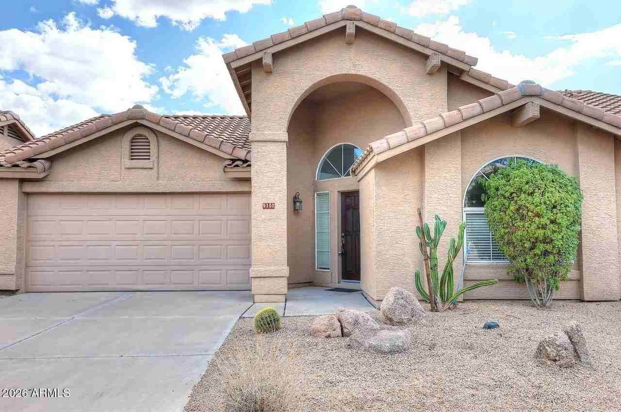 9107 E Kimberly Way - Photo 2 of 39