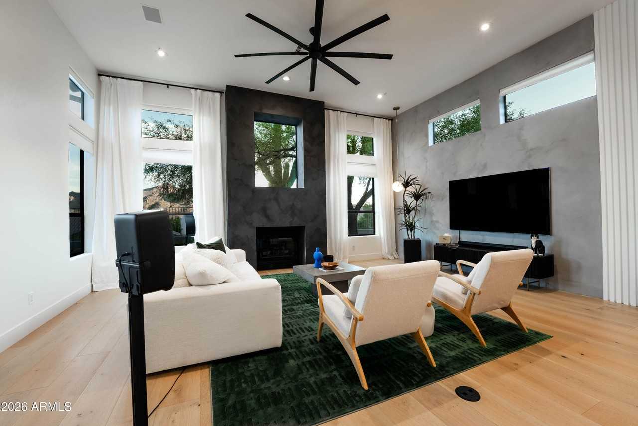 11529 E Desert Holly Dr - Photo 4 of 42