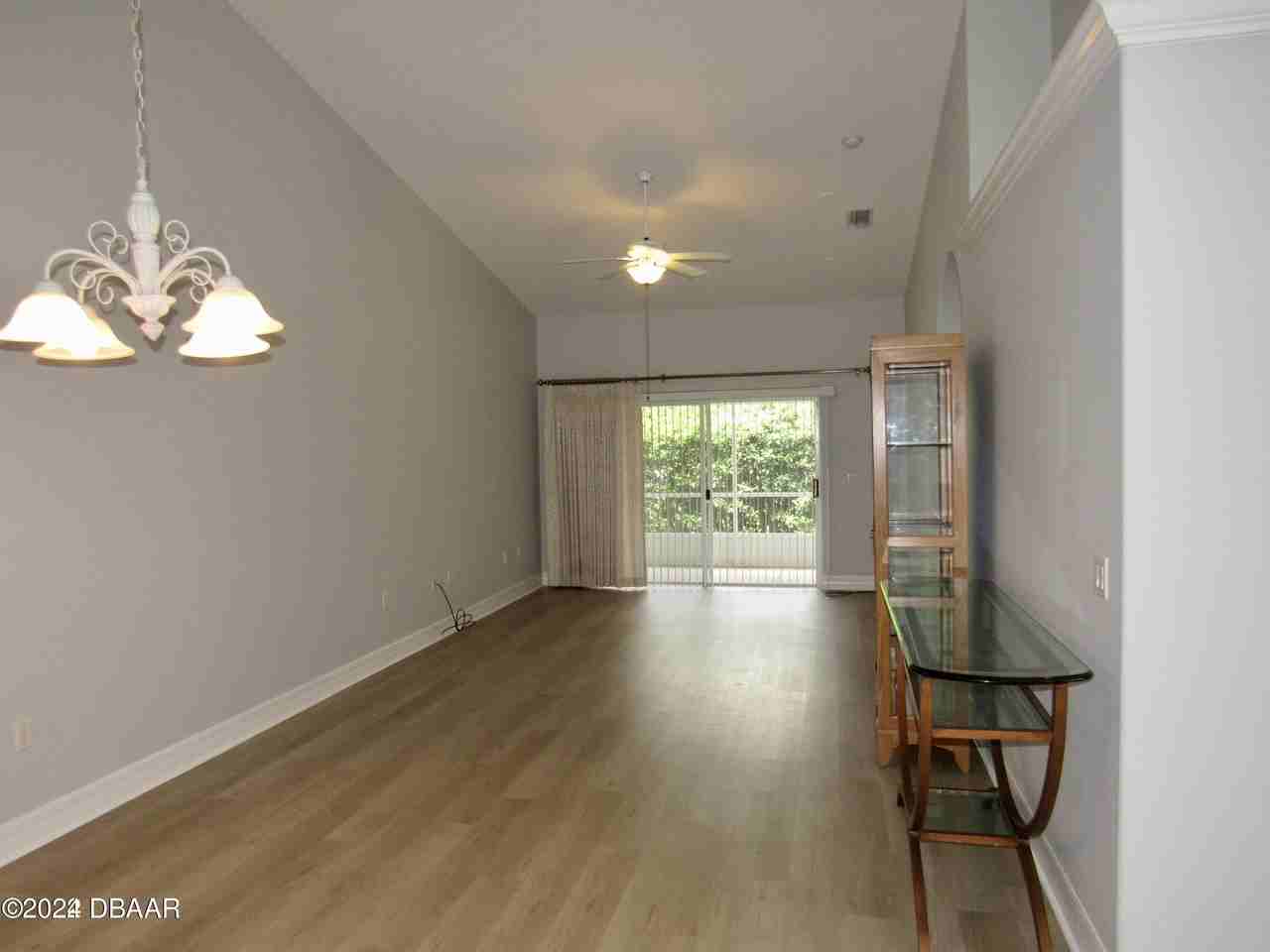 1419 Coconut Palm Cir - Photo 5 of 14