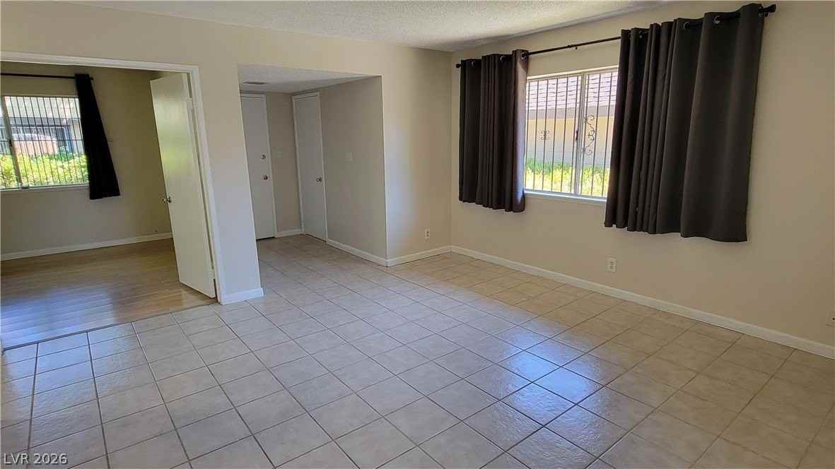 6168 Meadowgrass Ln - Photo 2 of 17