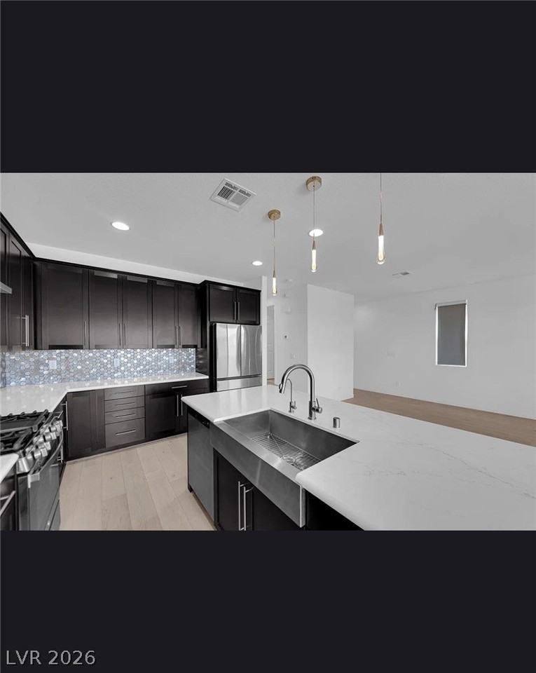 4066 Painted Lady Ave - Photo 6 of 18