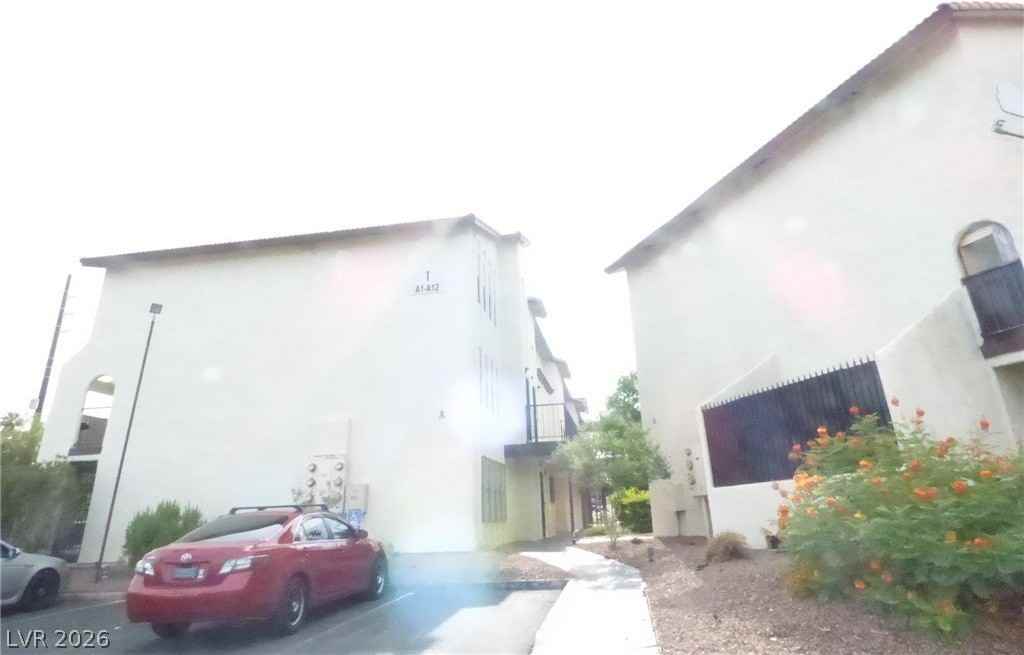 2080 Karen Ave #A11