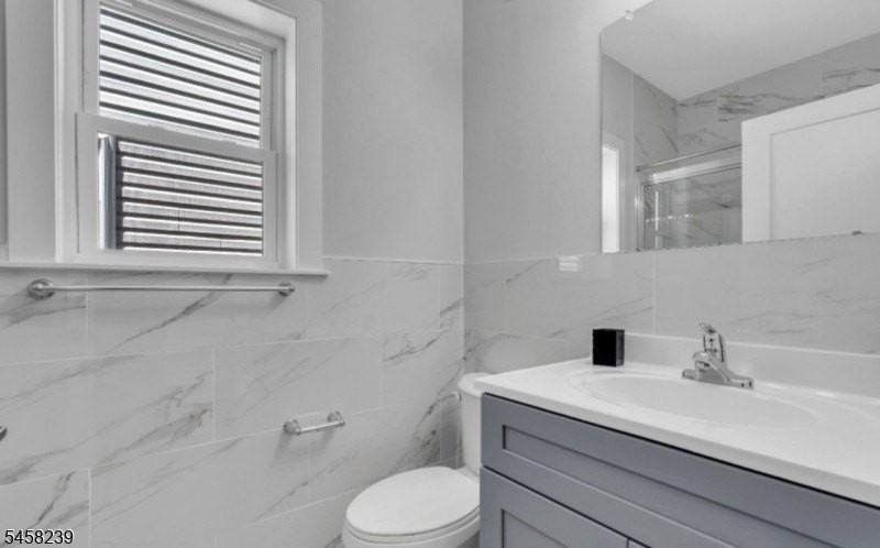 213 Pine St #1 - Photo 2 of 14
