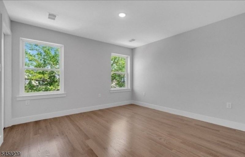 213 Pine St #1 - Photo 7 of 14