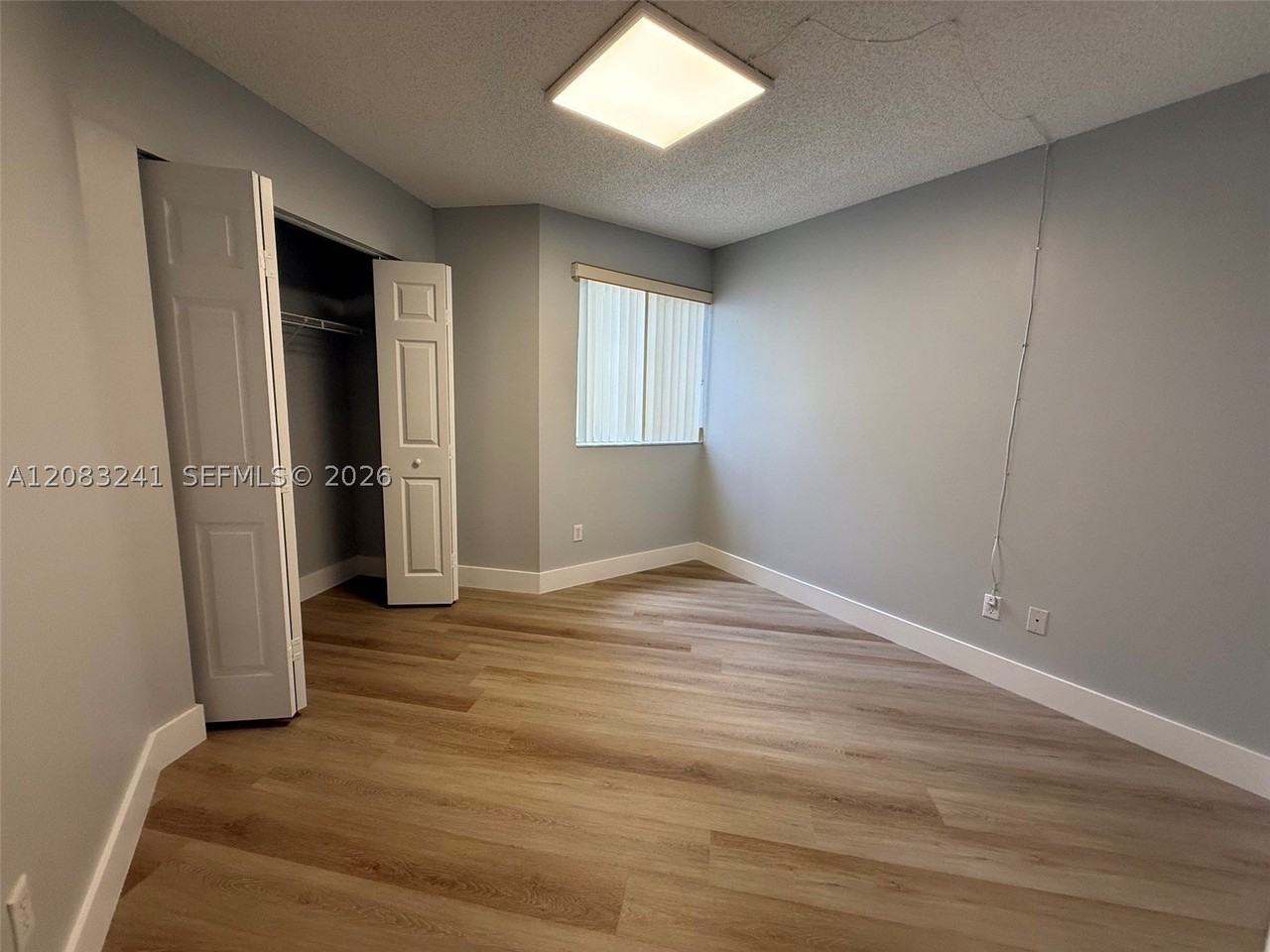2324 Se 23rd Rd #2324 - Photo 6 of 8