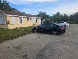 2215 Fillmore St #B - Photo 1 of 1
