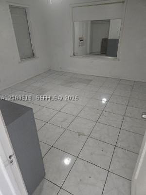 2215 Fillmore St #B - Photo 4 of 6