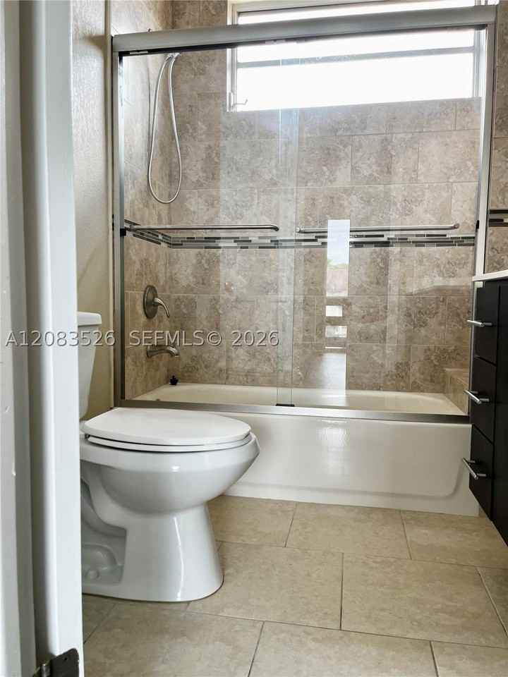 7015 Sw 111th Pl - Photo 7 of 10