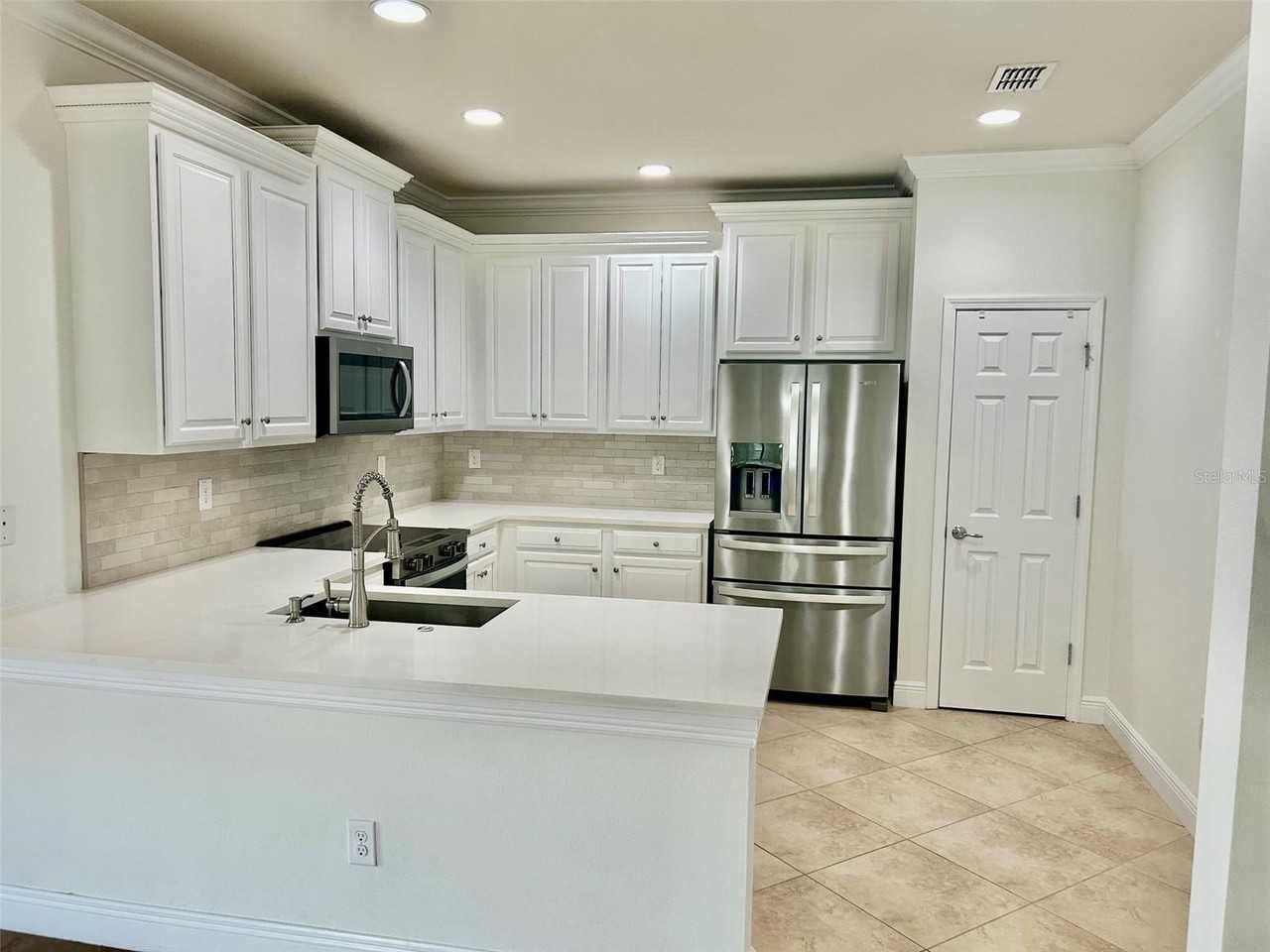 5532 Sunset Falls Dr - Photo 4 of 37