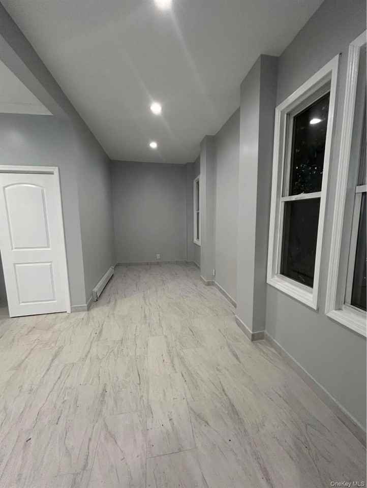 188 Brighton 10th St - Photo 2 of 11