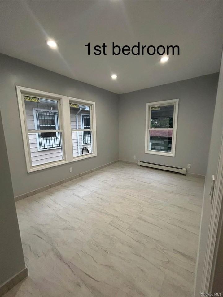 188 Brighton 10th St - Photo 4 of 11