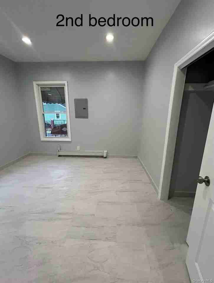 188 Brighton 10th St - Photo 6 of 11