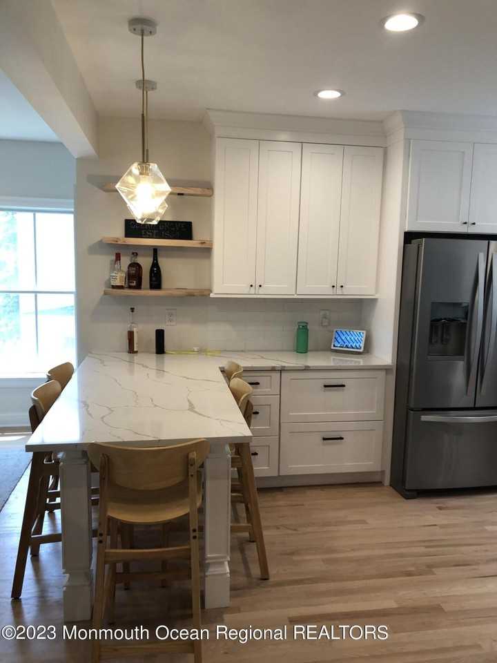 24 Bath Ave - Photo 7 of 45