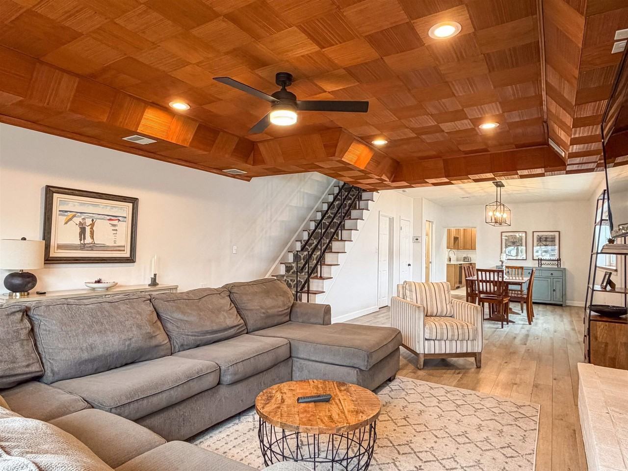 212 Bristol St - Photo 6 of 40