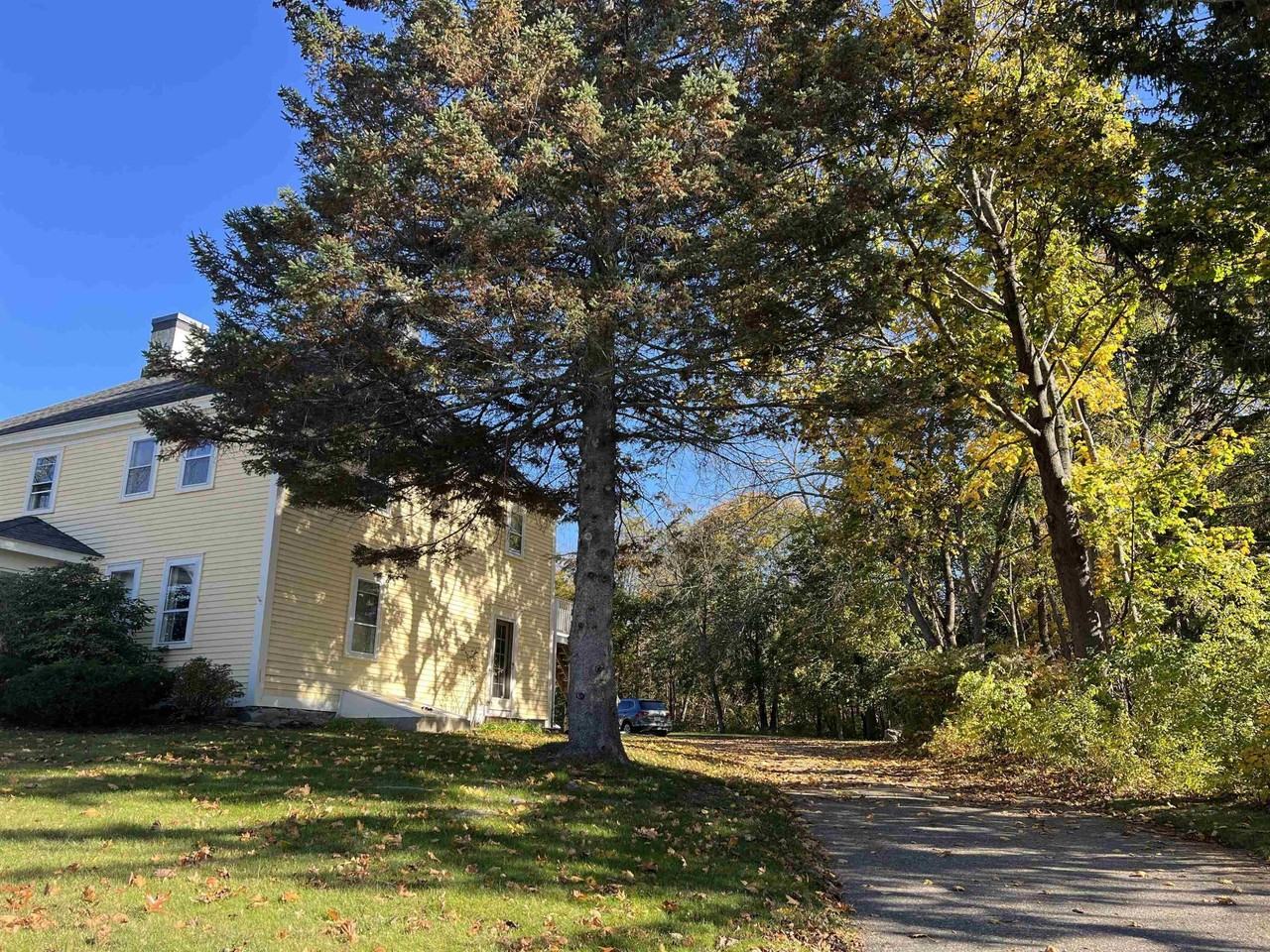 156 Portsmouth Ave - Photo 2 of 50