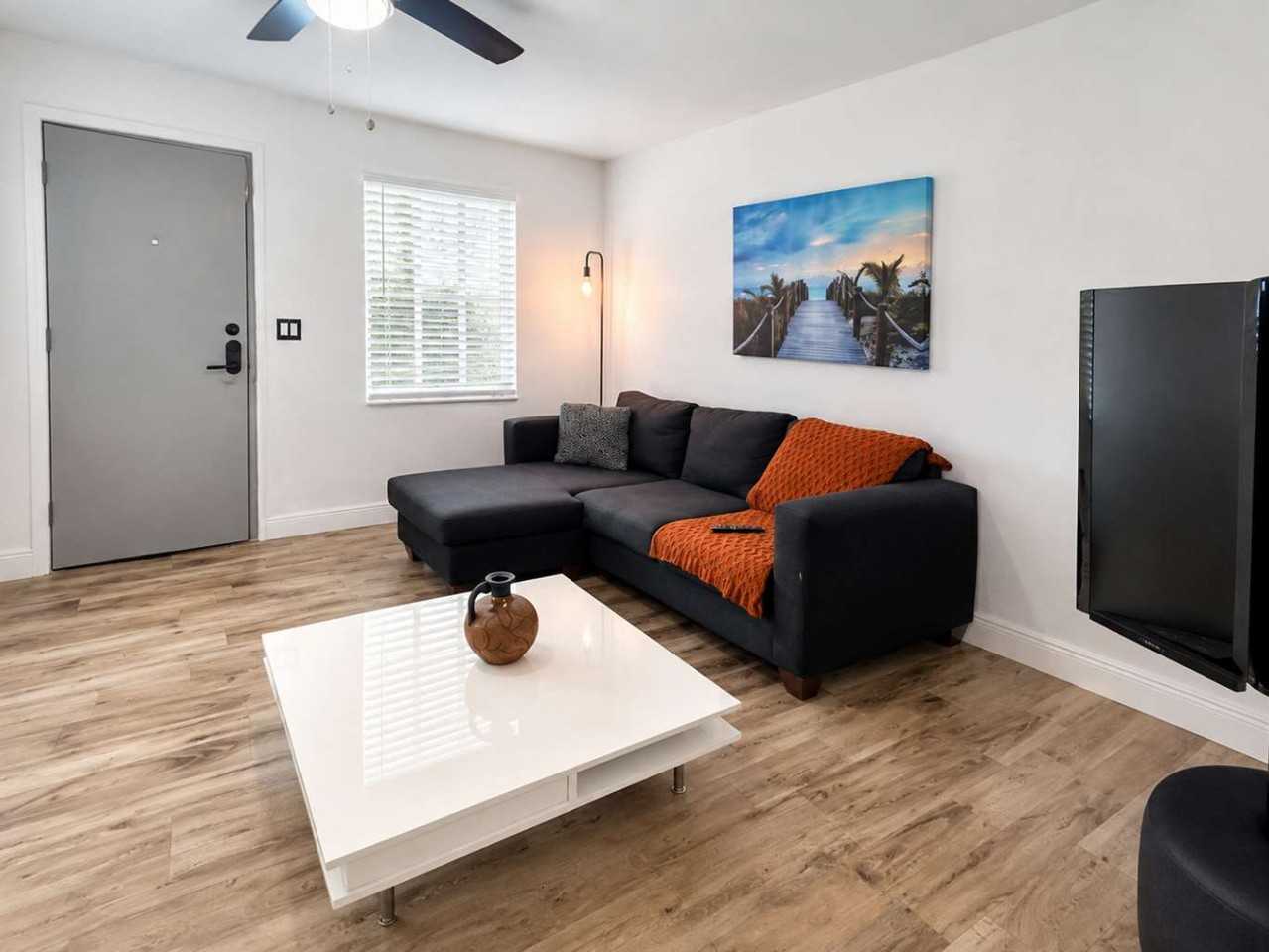 329 Madison Street - Photo 3 of 21