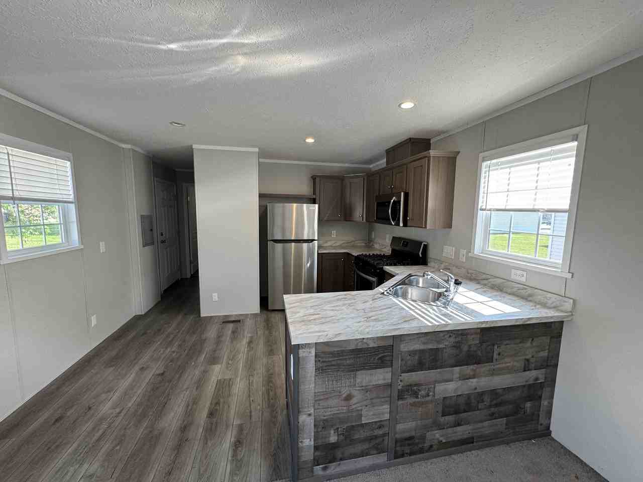 41 Anchor Rd #BV41 - Photo 3 of 12