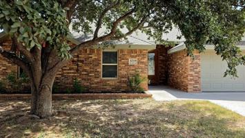 featured image of 5719 San Saba Ave