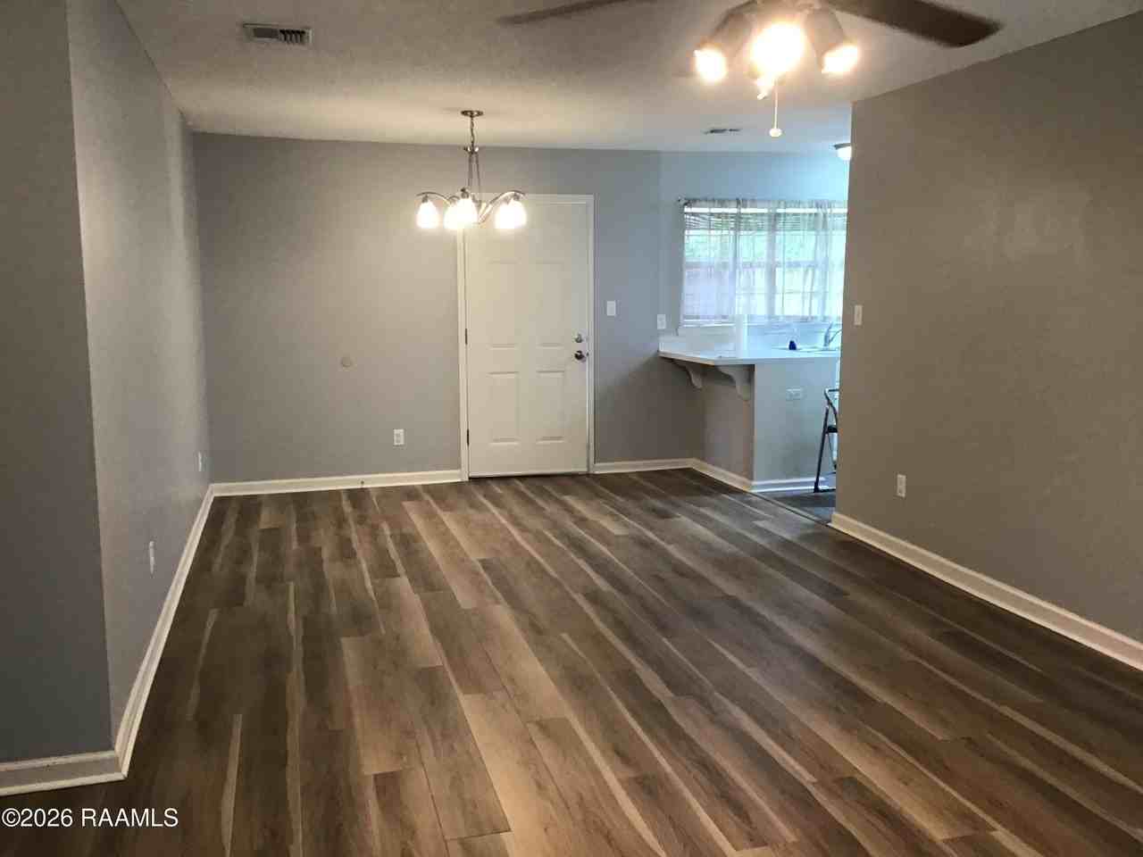 314 Toulouse Dr - Photo 3 of 22