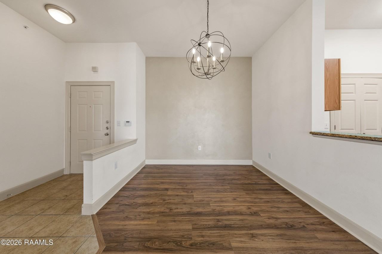 201 Settlers Trace Blvd #3412 - Photo 7 of 34