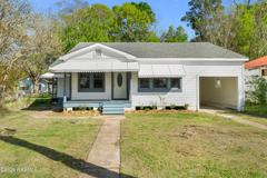 213 Ne Railroad Ave - Photo 1 of 1