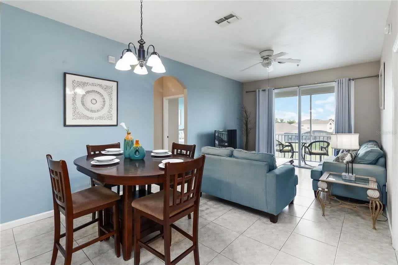 8105 Coconut Palm Way #1580538P - Photo 7 of 50
