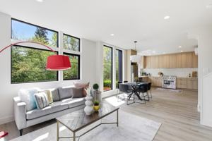 featured image of 328 Nw 80th St