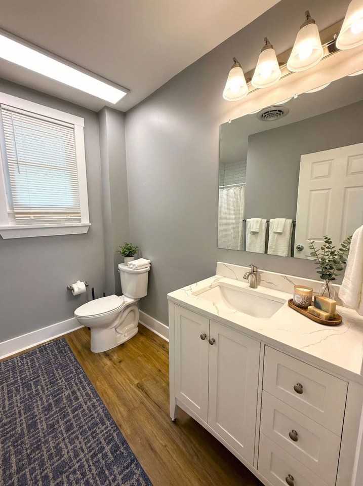 203 S Dupont St #1604342P - Photo 7 of 11