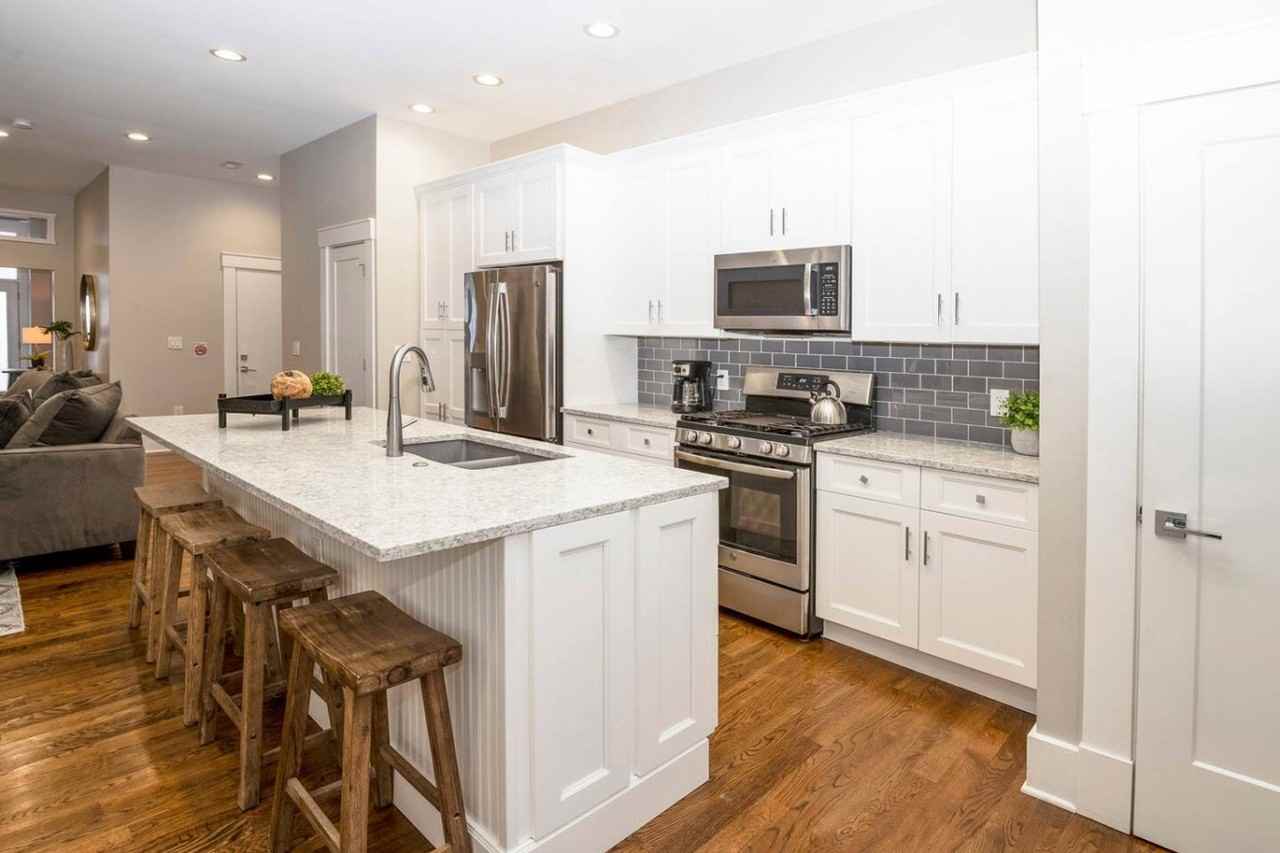 800 Broadway St #1624839P - Photo 6 of 37