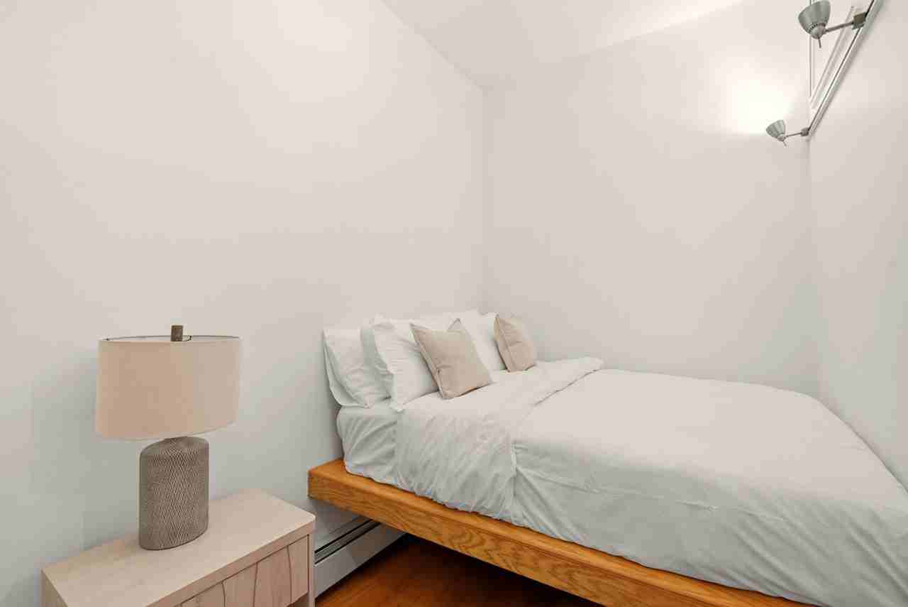 148 Baxter St #1594587P - Photo 5 of 12
