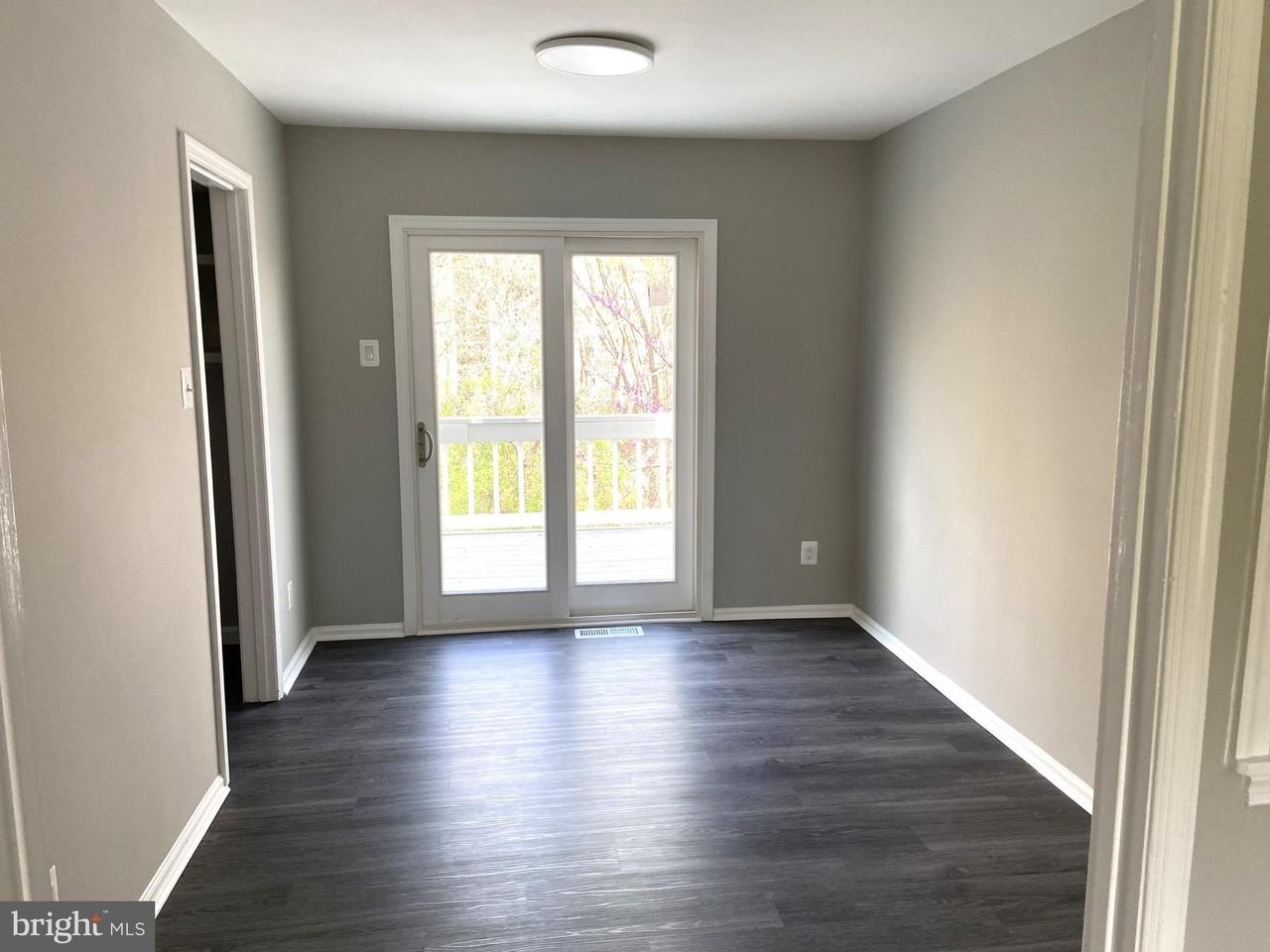 13001 Country Ridge Dr - Photo 4 of 24