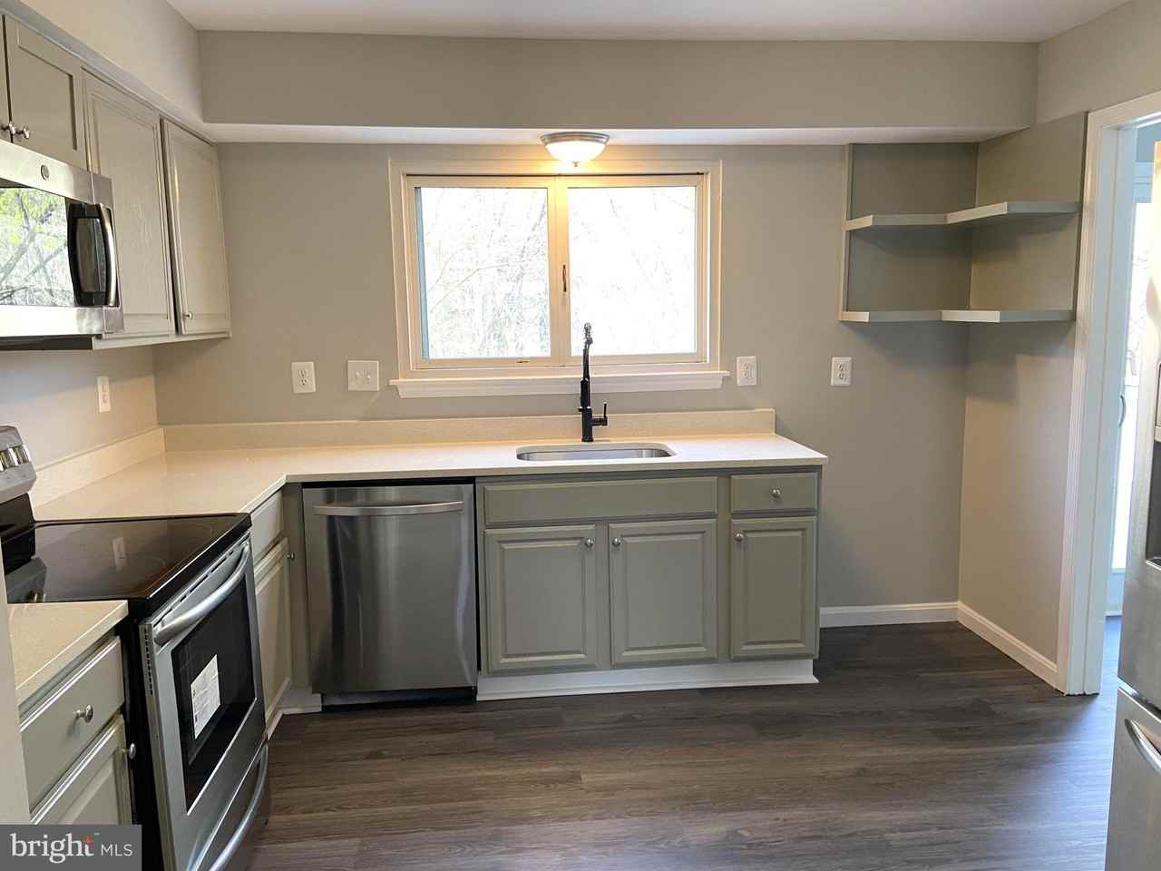 13001 Country Ridge Dr - Photo 6 of 24