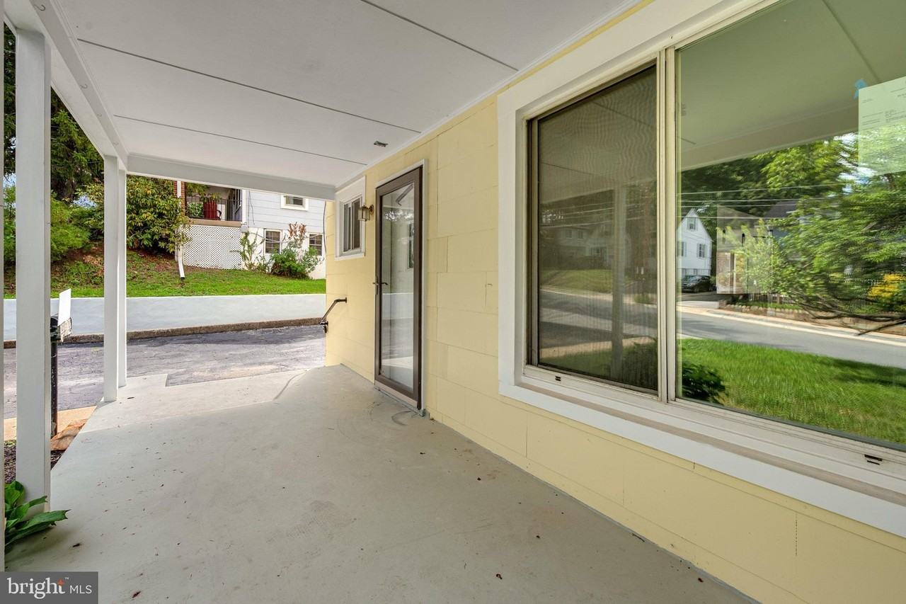 710 Silver Spring Ave - Photo 3 of 45