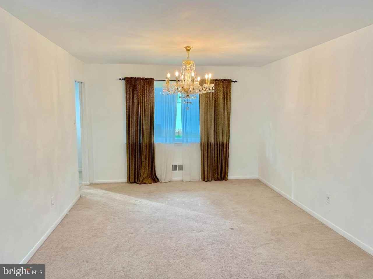 6414 Wilson Ln - Photo 5 of 32