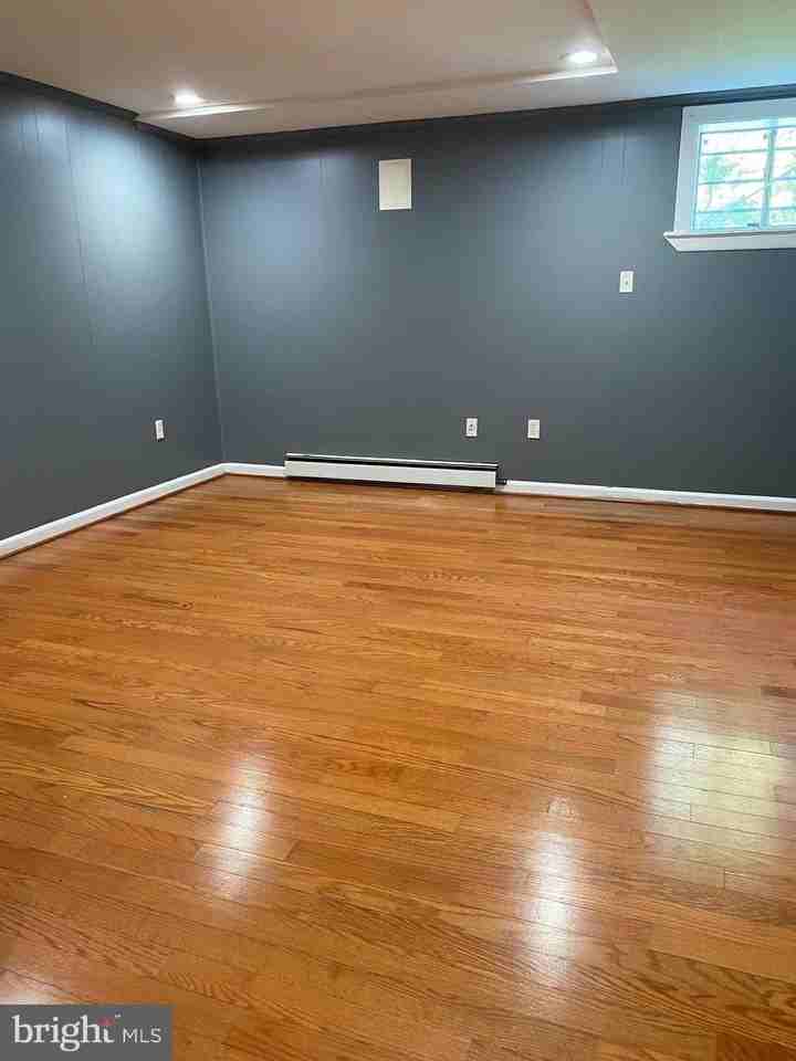 3111 Ritchie Rd - Photo 5 of 19