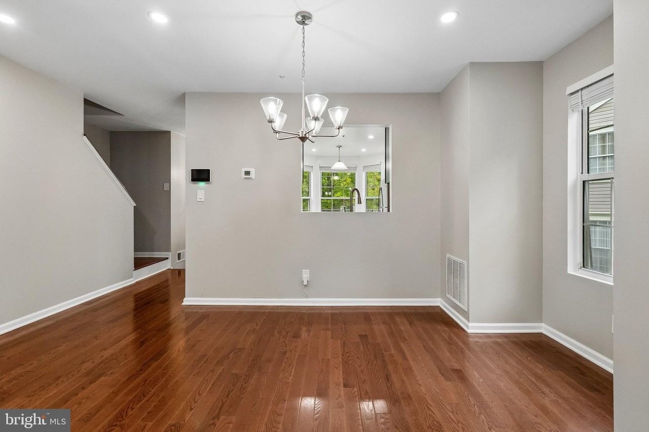 10737 Kitchener Ct - Photo 5 of 24