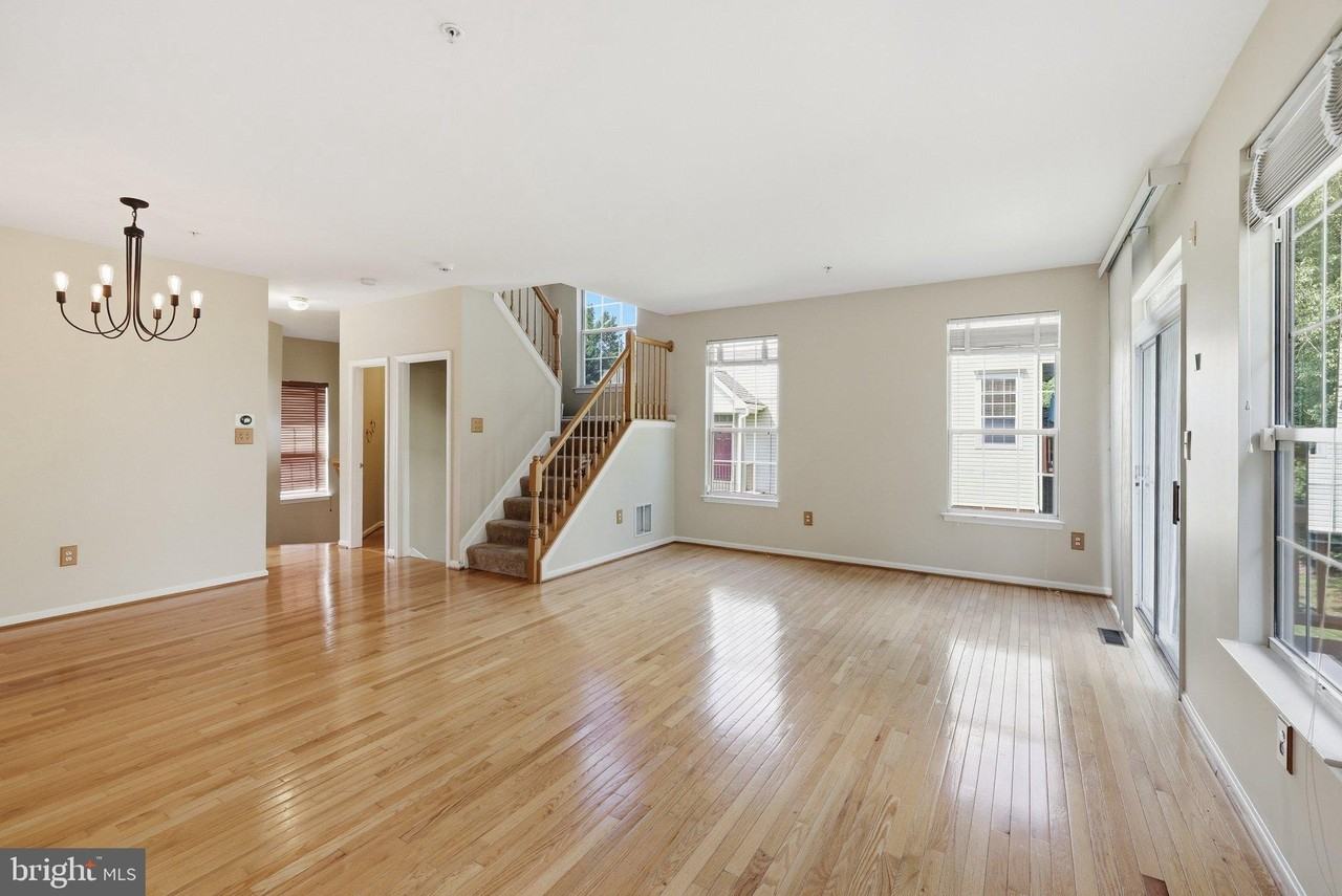12225 Fletchertown Rd - Photo 4 of 32