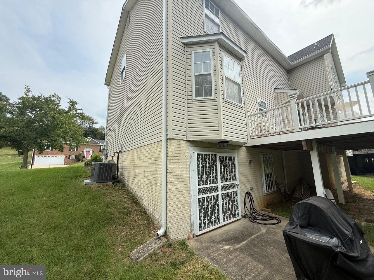 4203 Danville Dr - Photo 4 of 18