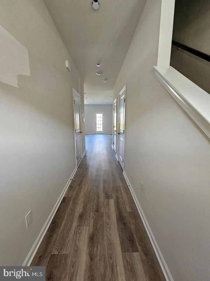 40 Elliot Ln - Photo 2 of 27