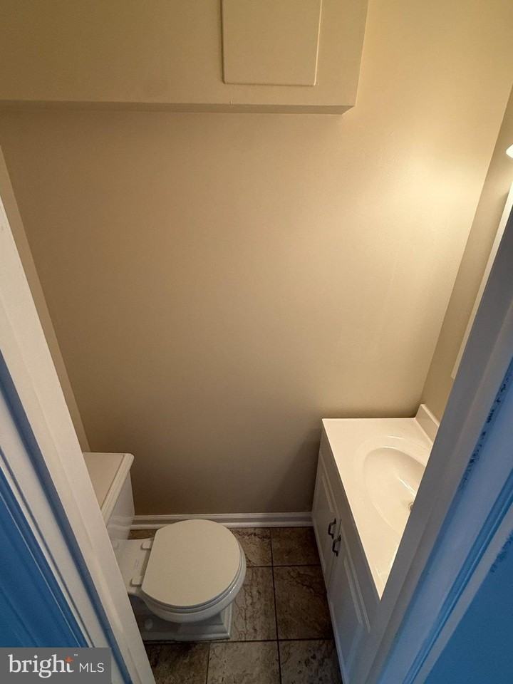 24 George St #3 - Photo 4 of 13