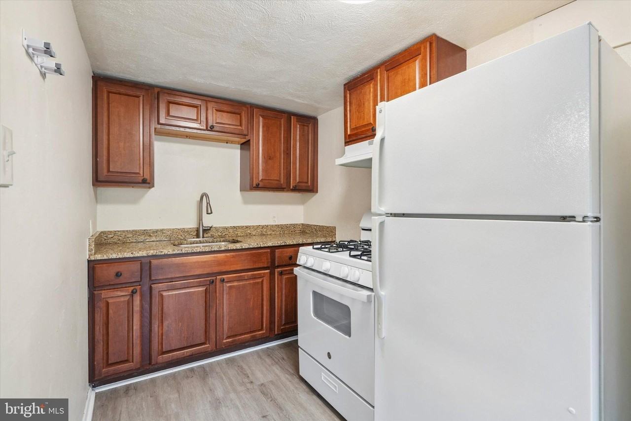 208 E Lincoln Hwy #2 - Photo 7 of 20