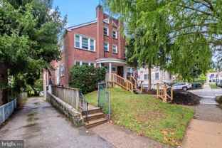 711 Morgan Ave - Photo 1 of 1